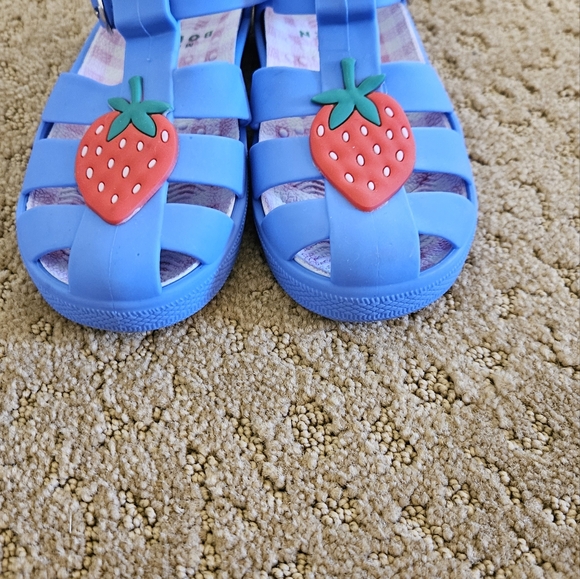 Mini Boden Jelly Sandals - Picture 5 of 7